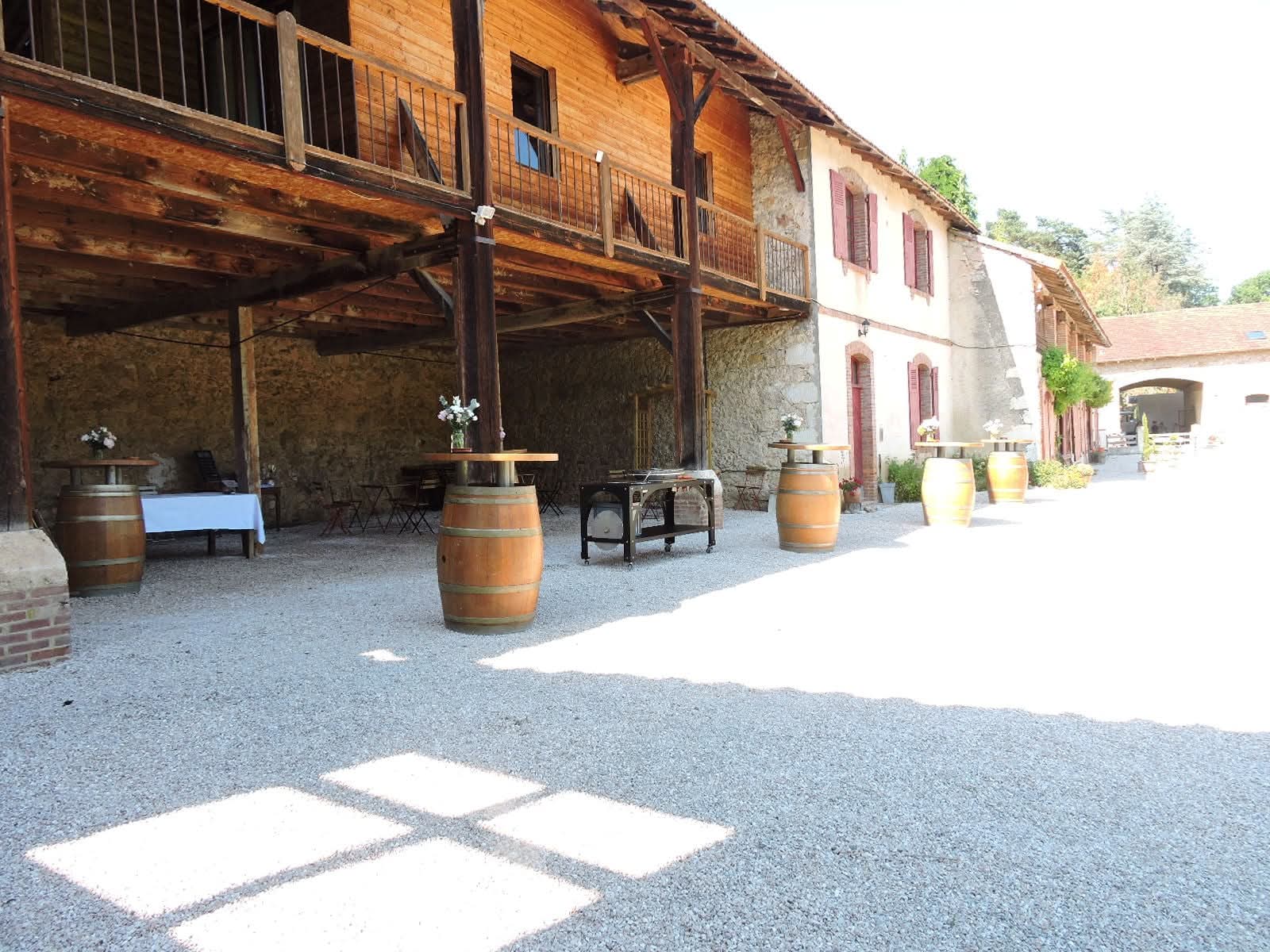 Outdoor yard area