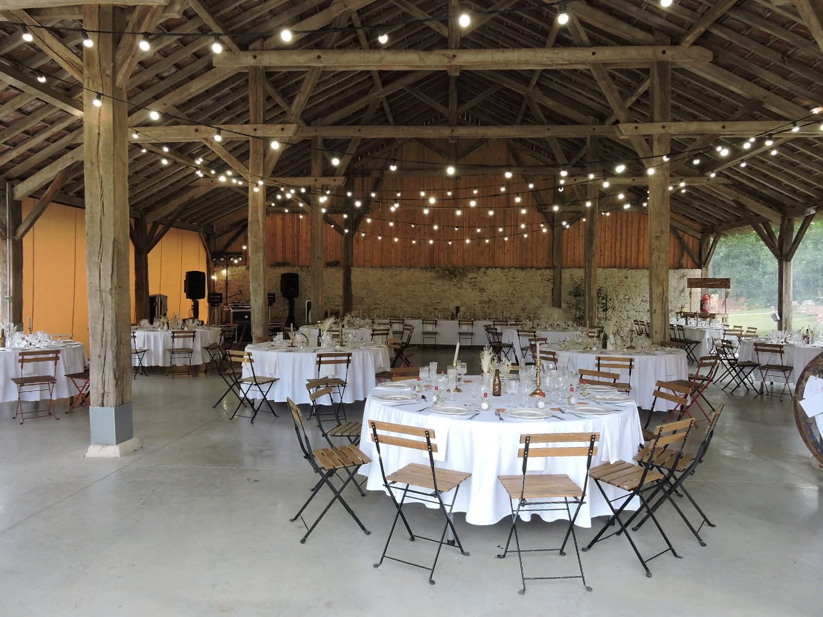 Indoor dining tables